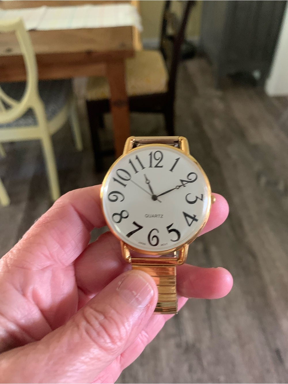 Gold Quartz Large-Number Watch